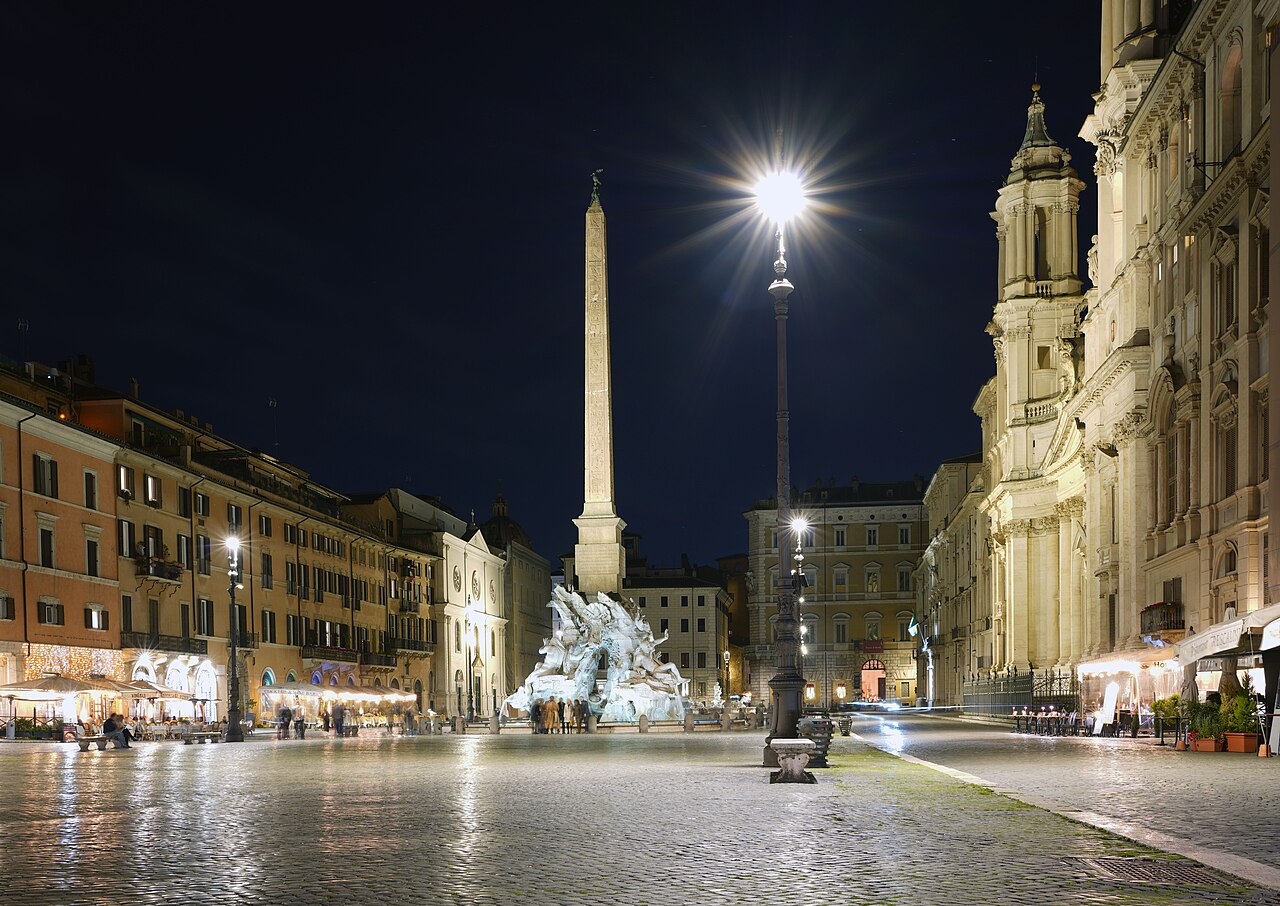 Piazza Navona (Rome) at night