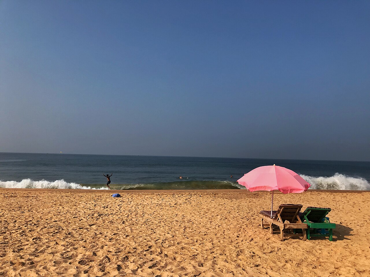Calangute beach was one of the largest tourist attraction near Goa. It is well known or its shear size and cleanliness