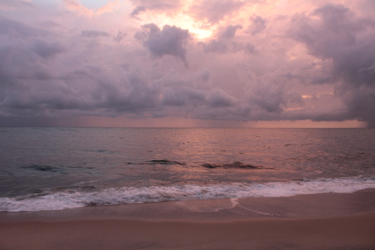 Sunset at the pristinely beautiful Marari beach