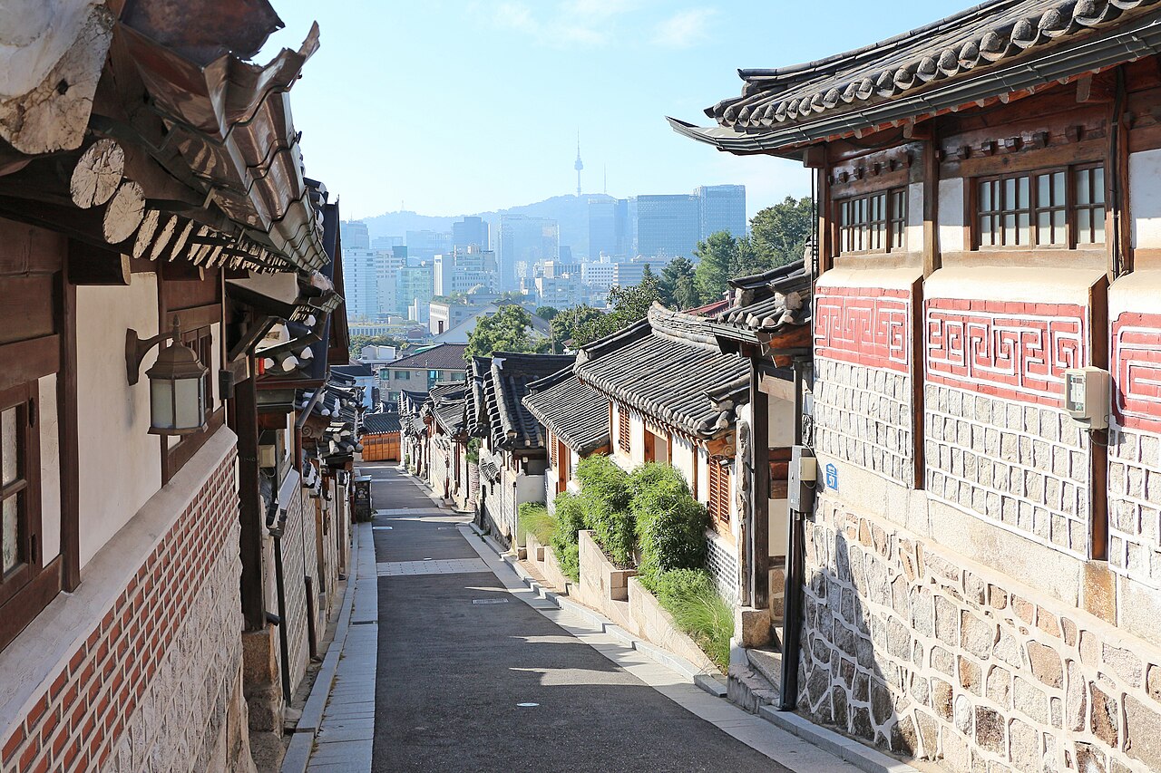 Bukchon Hanok Village, Seoul