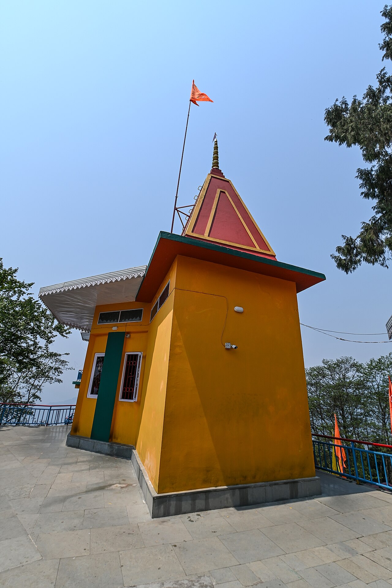 Ganesh Tok in Gangtok district, East Sikkim. Ganesh Tok is a quaint Ganesh temple located at an altitude of 6500m in Gangtok. The temple was built in between 19