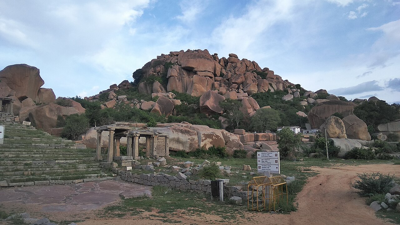 Enroute to Matanga hills, Hampi, Karnataka.