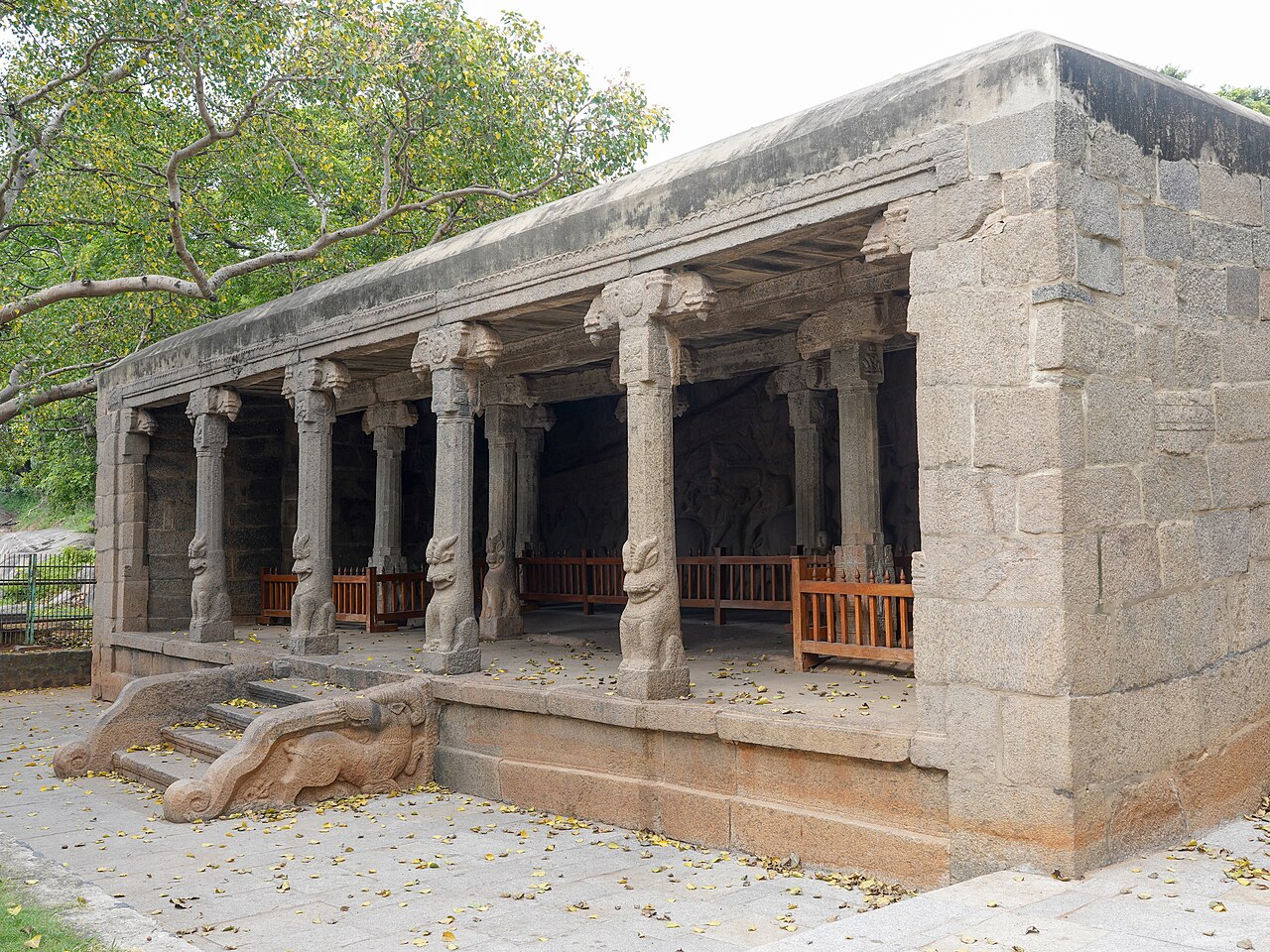 Krishna Mandapa, exterior view from NE, Mahabalipuram, Tamil Nadu, India
