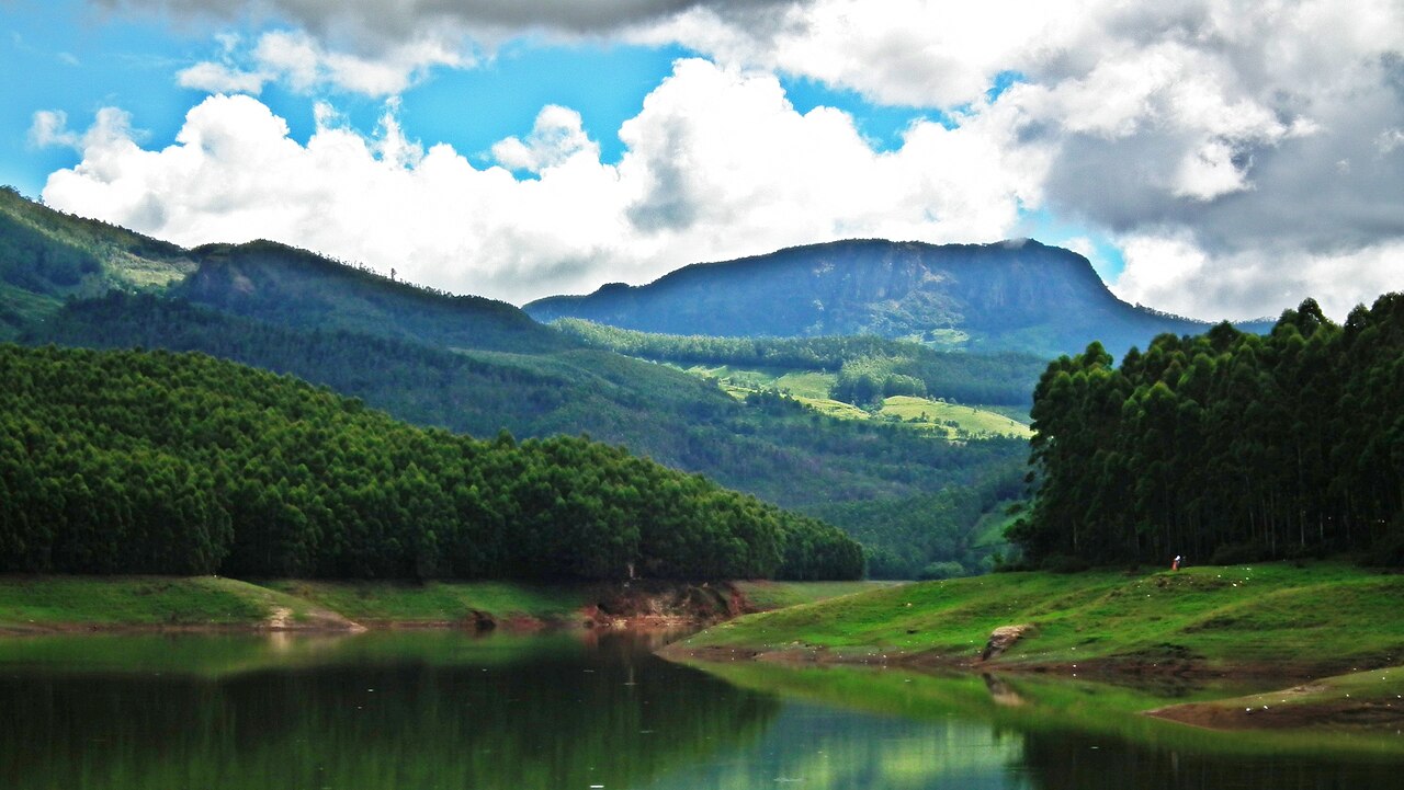 Northeast view from Echo Point in Mattupetty Dam reservoir.
