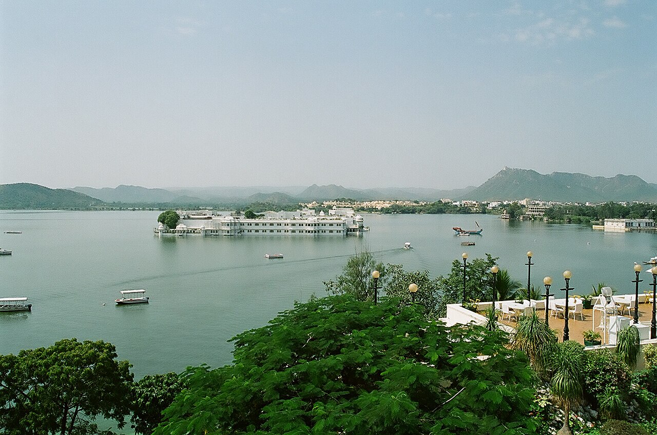 Lake Pichola in Udaipur, India