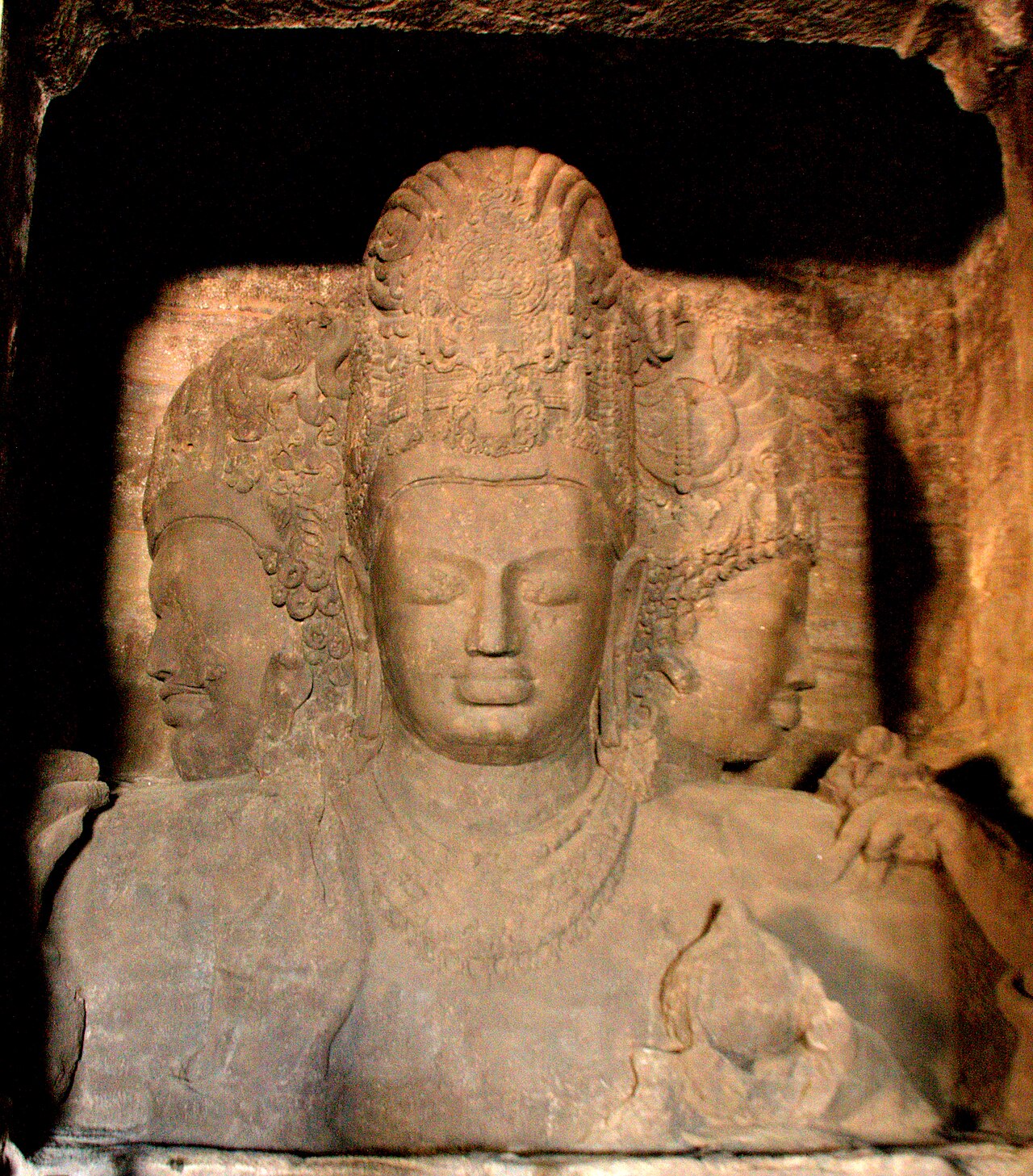 The sculptures here were created beginning in the late Gupta Empire, or some time after, and at later dates. Elephanta Island was designated a UNESCO World Heri