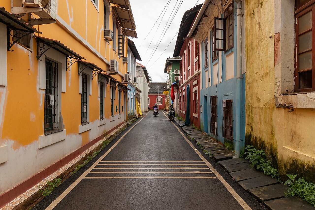 Fontainhas, located in Panaji, Goa, is renowned for its charming and historic Portuguese-style houses. These houses are characterized by their vibrant, colorful