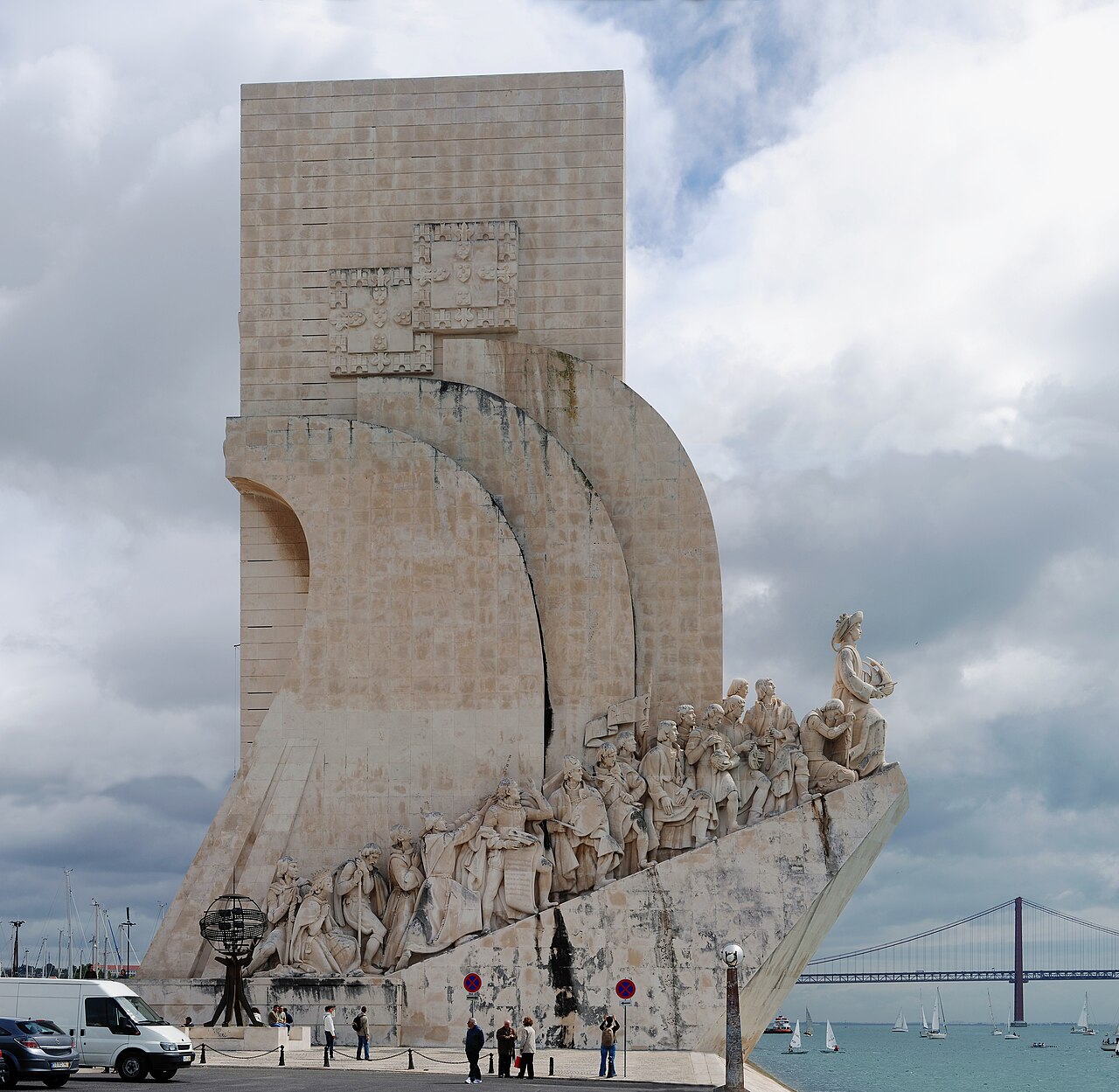 Monument to the Portuguese Discoveries (Padrão dos Descobrimentos), Lisbon